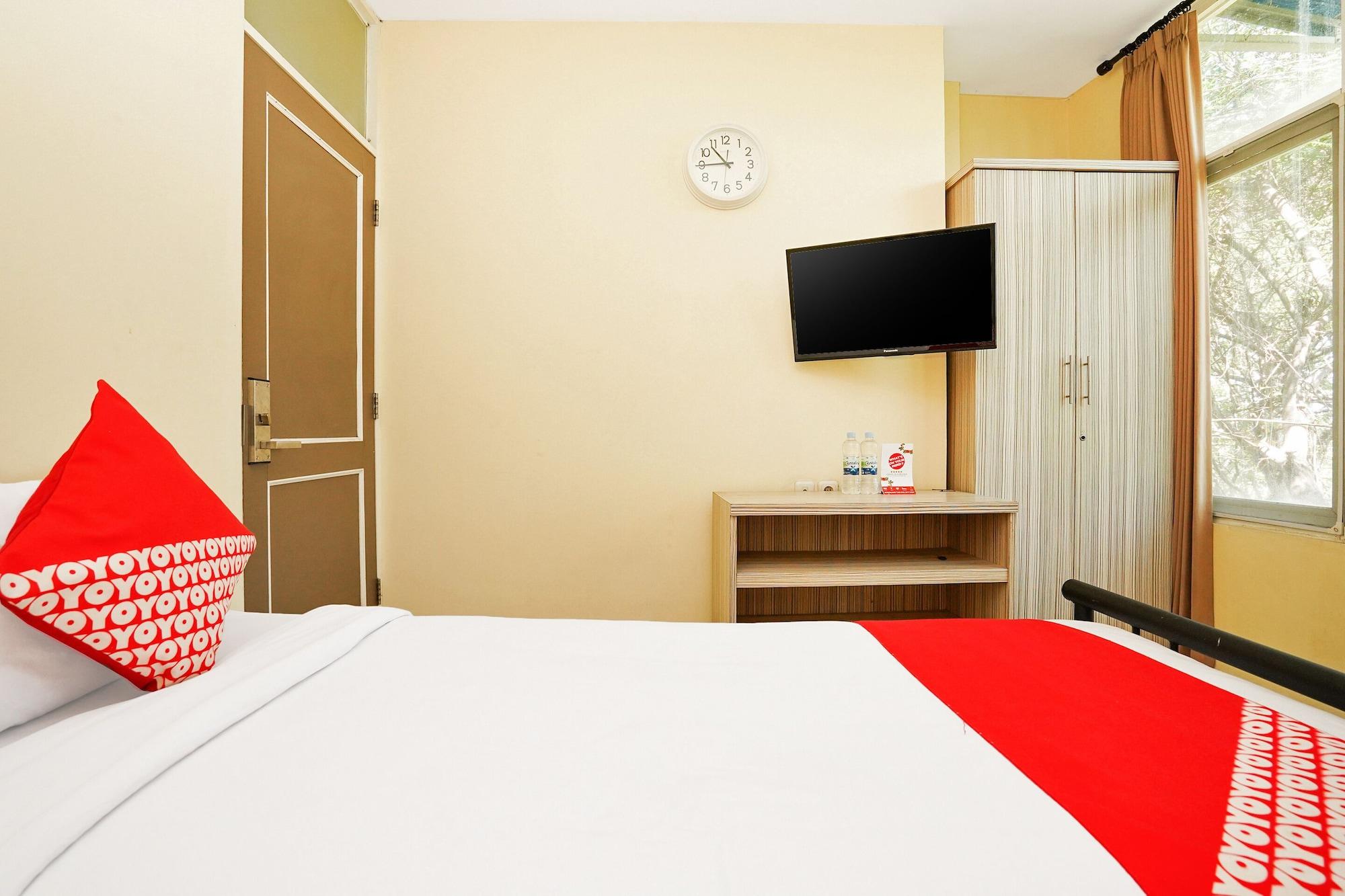 Super Oyo Capital O 175 K-60 Residence Surabaya Exterior photo