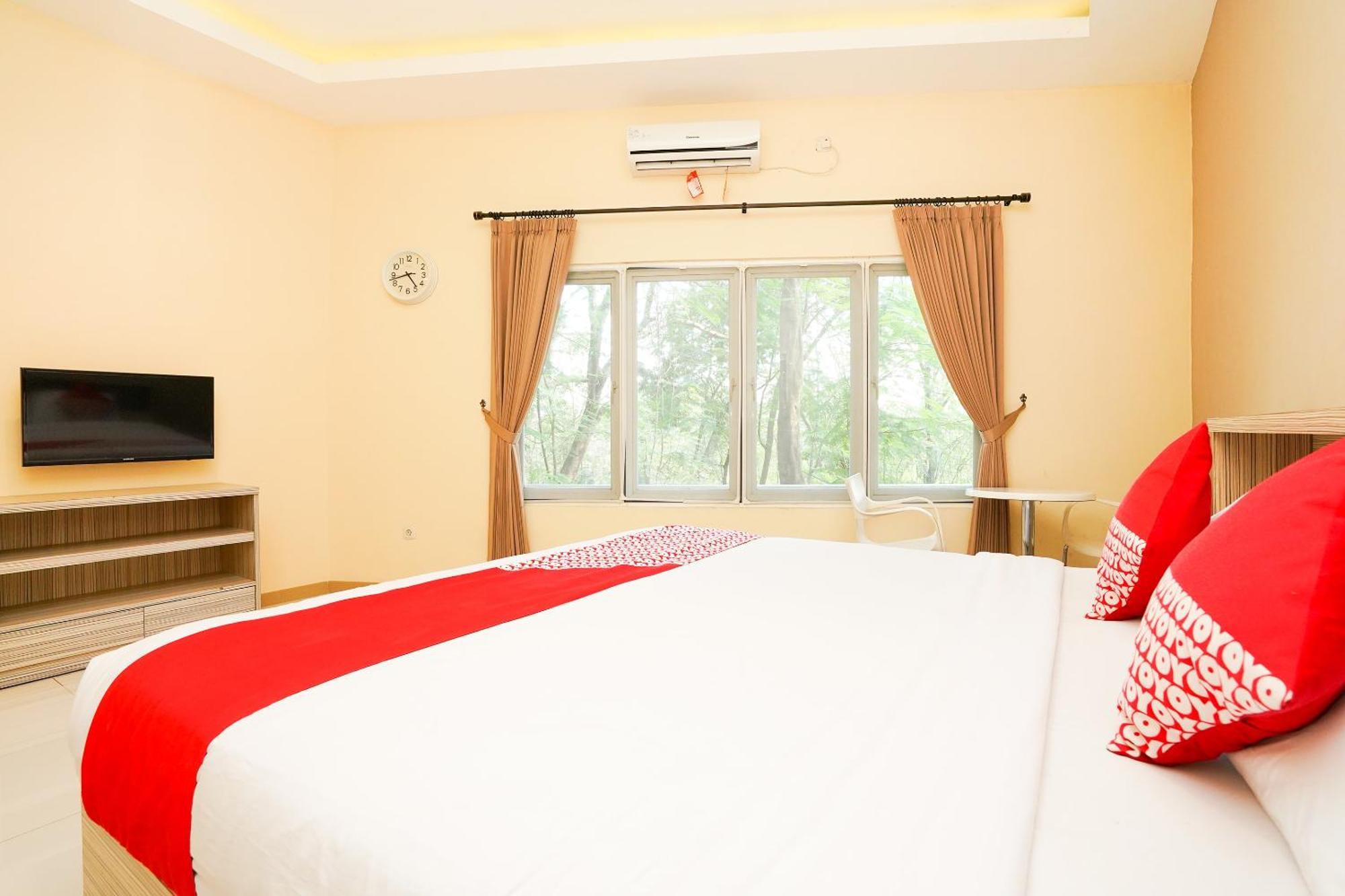 Super Oyo Capital O 175 K-60 Residence Surabaya Exterior photo