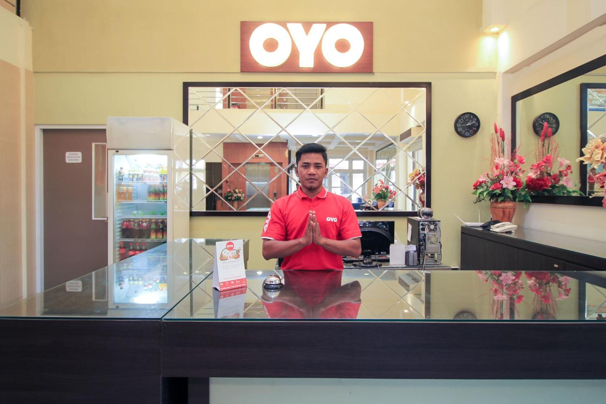 Super Oyo Capital O 175 K-60 Residence Surabaya Exterior photo